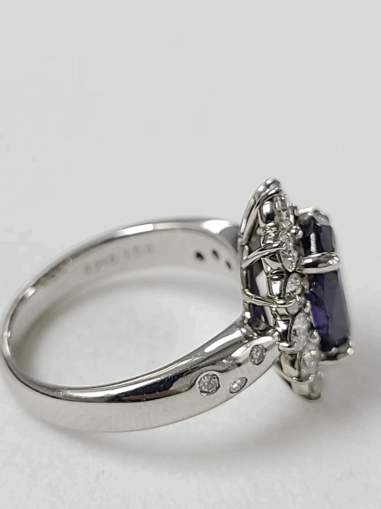 sapphire ring