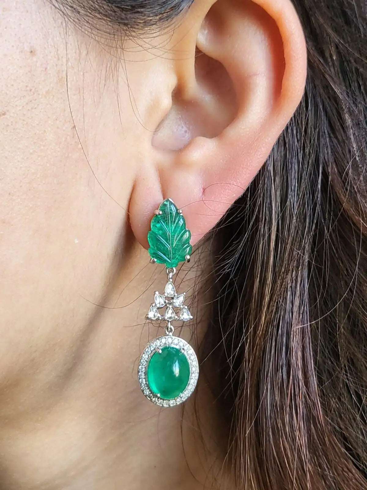 18K Gold emerald earrings