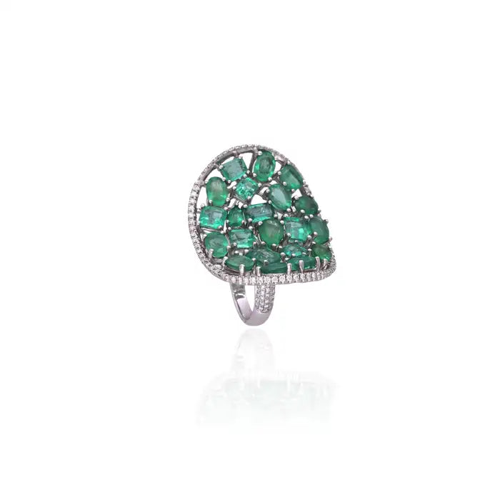 18k White Gold Handmade Statement Ring - Natural Zambian Emerald & Diamond Wedding Ring