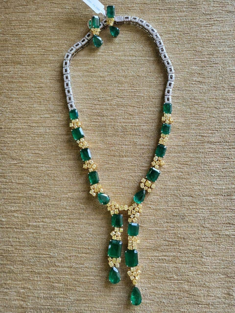 emerald necklace with earrings