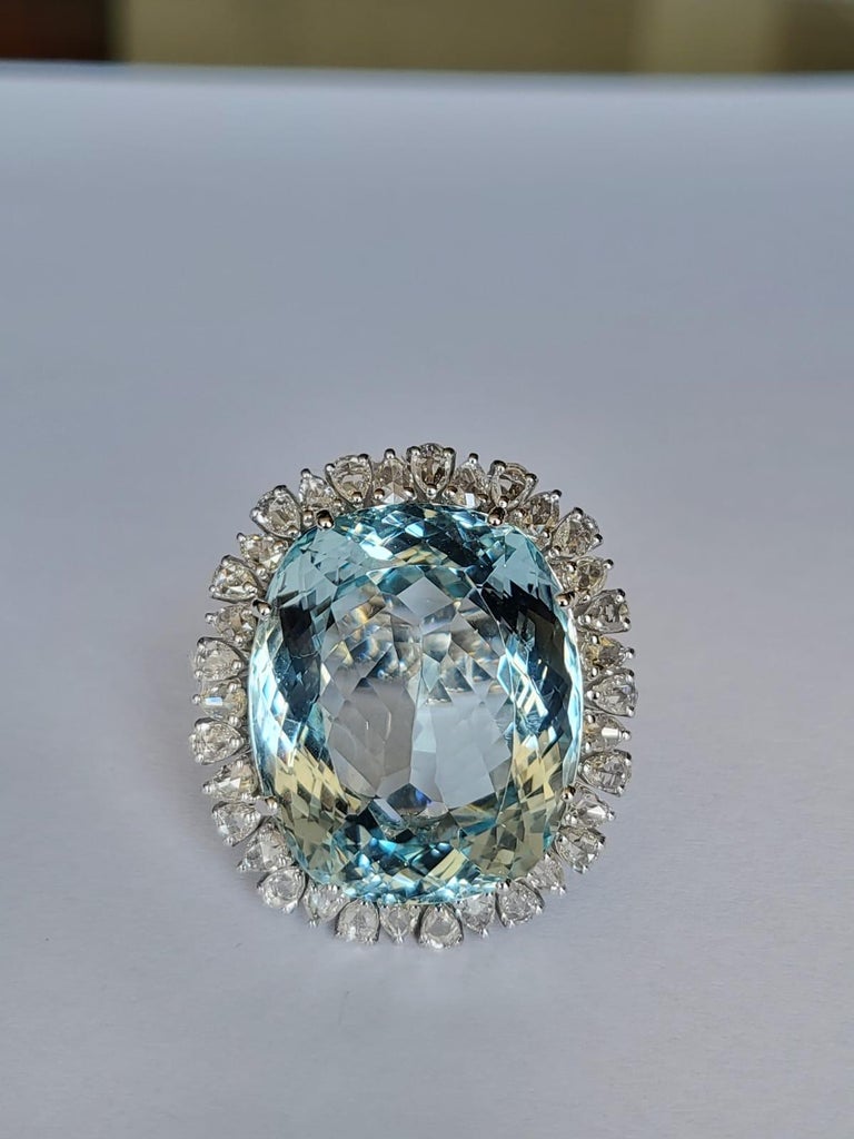 18k White Gold, 30.06 Carats Aquamarine & Rose Cut Diamonds Cocktail Ring