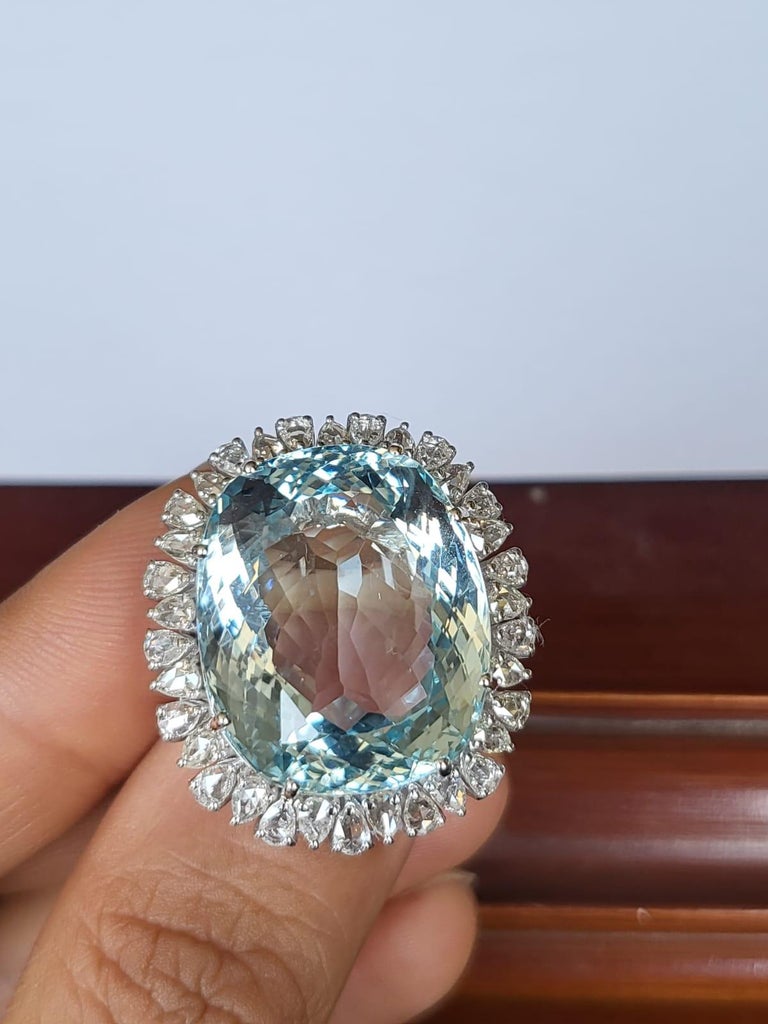 18k White Gold, 30.06 Carats Aquamarine & Rose Cut Diamonds Cocktail Ring