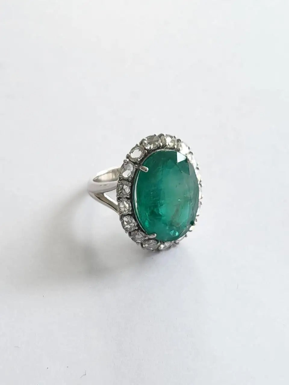 emerald ring