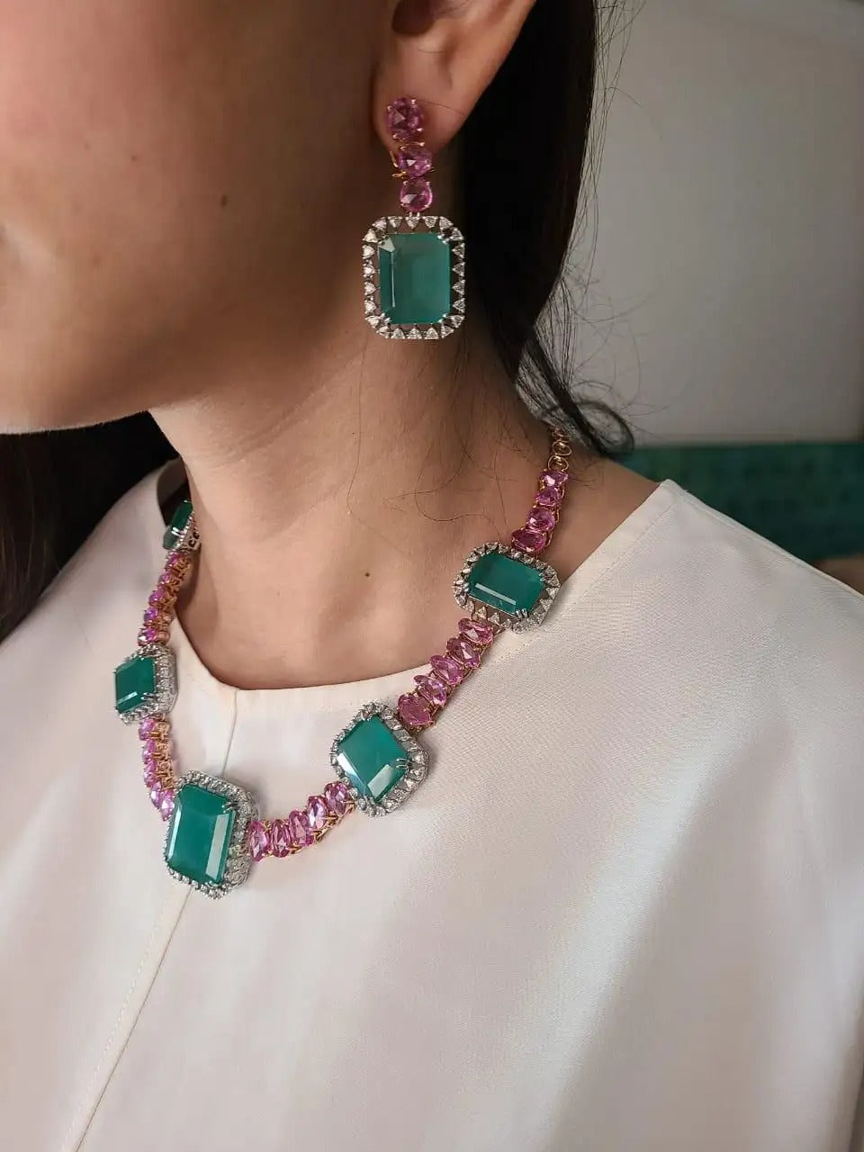 emerald sapphire necklace